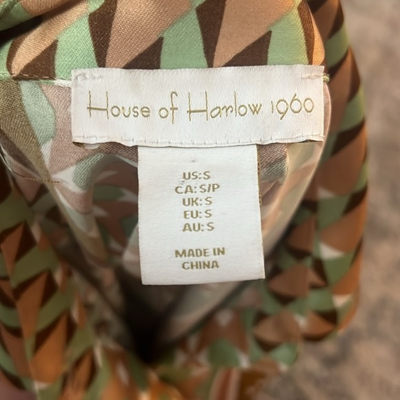 House of Harlow 1960 Patterned Button Up Shirt - Picture 3 of 3